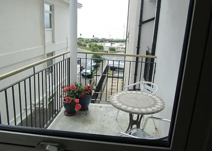 Arus Grattan Apartment *