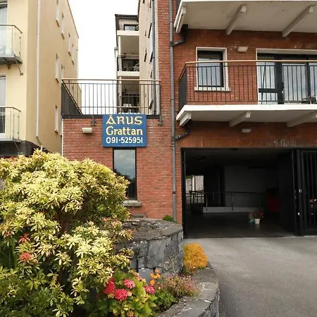 Arus Grattan * Galway