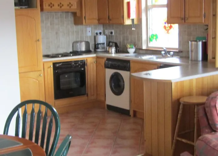 Arus Grattan * Galway